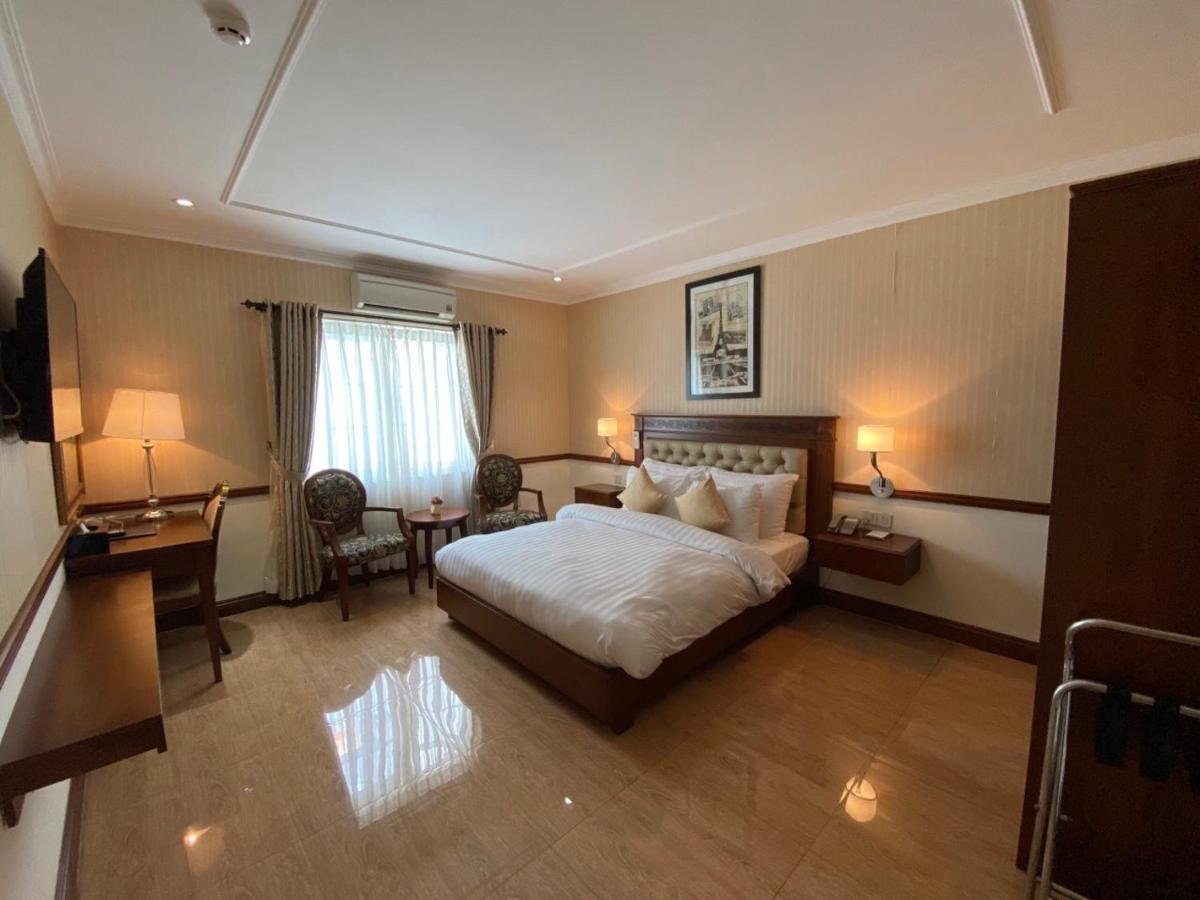 Central Hotel & Residences Swimming Pool Hô Chi Minh-Ville Extérieur photo